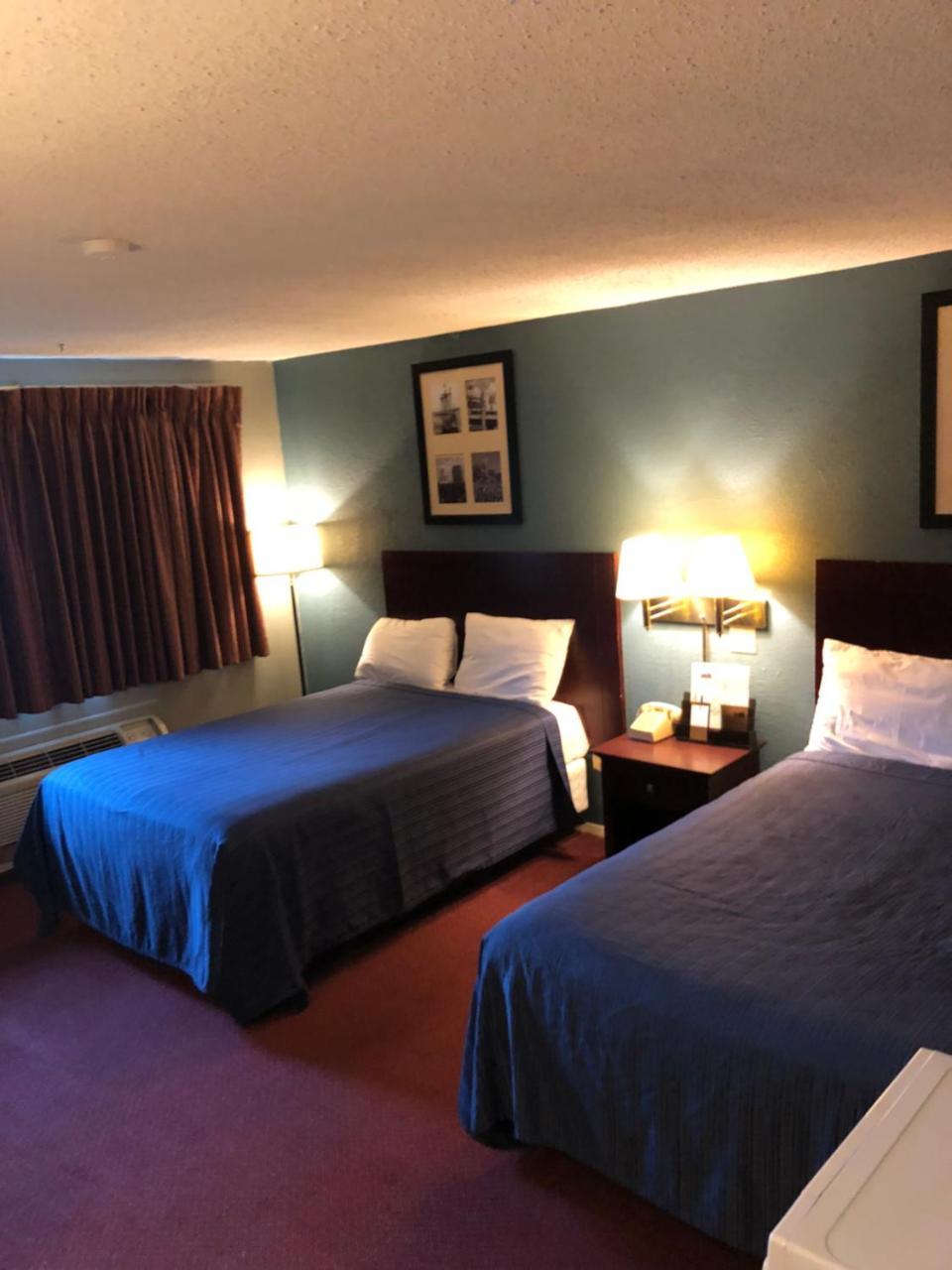 Latham Inn Экстерьер фото